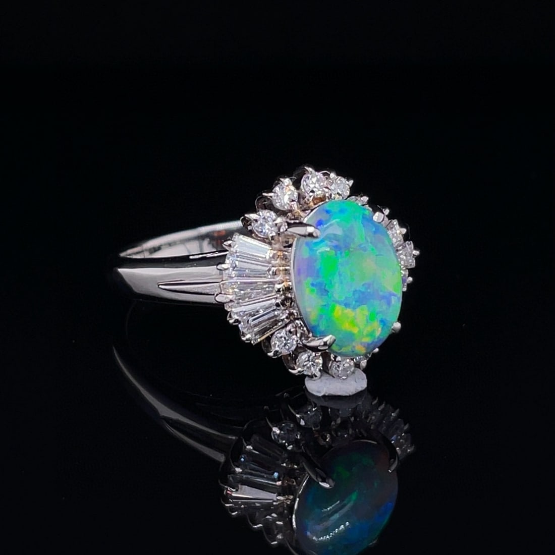 14k Gold 2.24 Ctw Natural Opal & Diamond Ring - 2