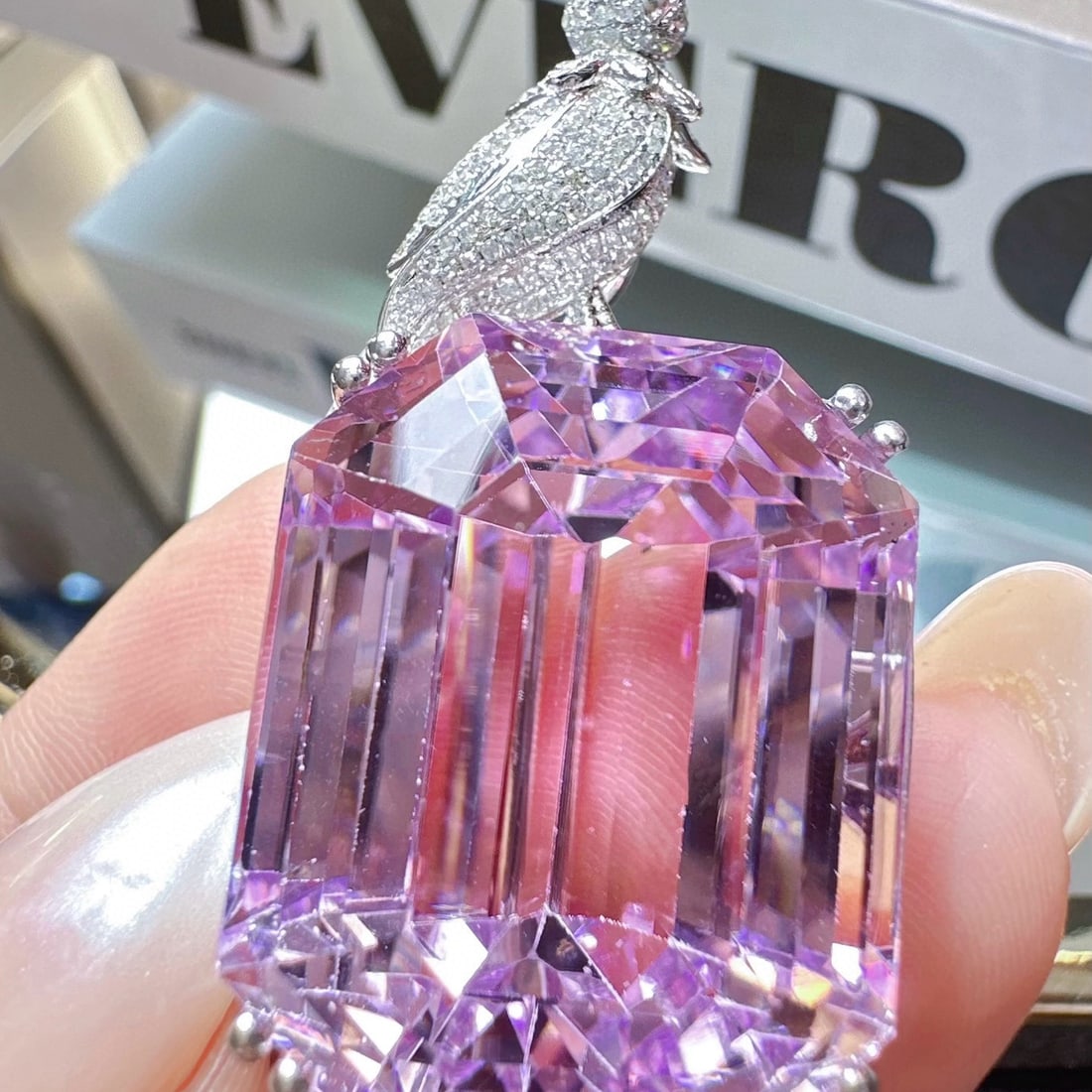 14k Gold 68.96 Ctw Natural Kunzite & Diamond Brooch/pendant( Without Chain ) - 4