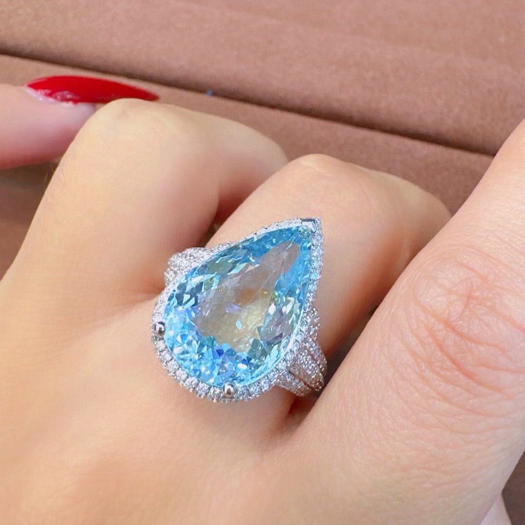14k Gold 8.40 Ctw Natural Aquamarine & Diamond Ring - 4