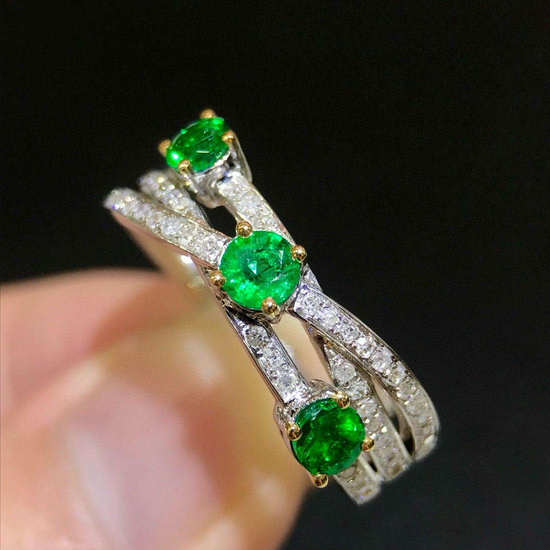 14k Gold 1.05 Ctw Vivid Green Natural Emerald & Diamond Ring - 5