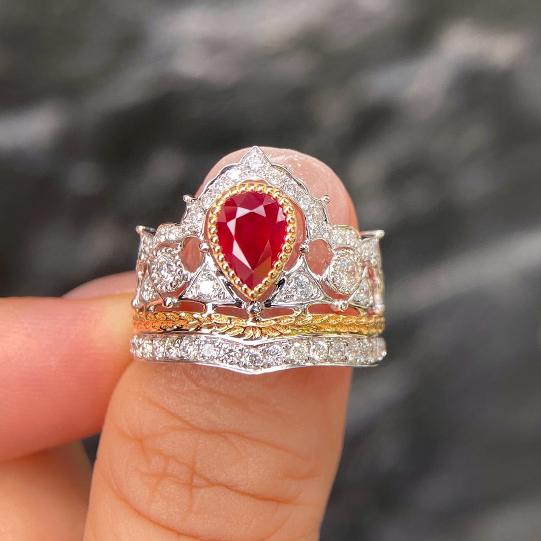 14k Gold 2.03 Ctw Natural Ruby & Diamond Ring - 2