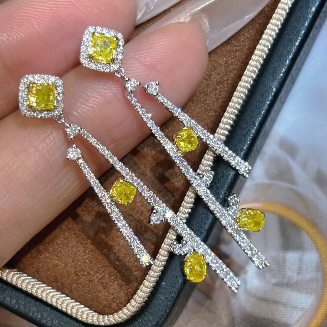 14k Gold 2.5 Ct Natural Yellow Diamond & Diamond Earrings - 3