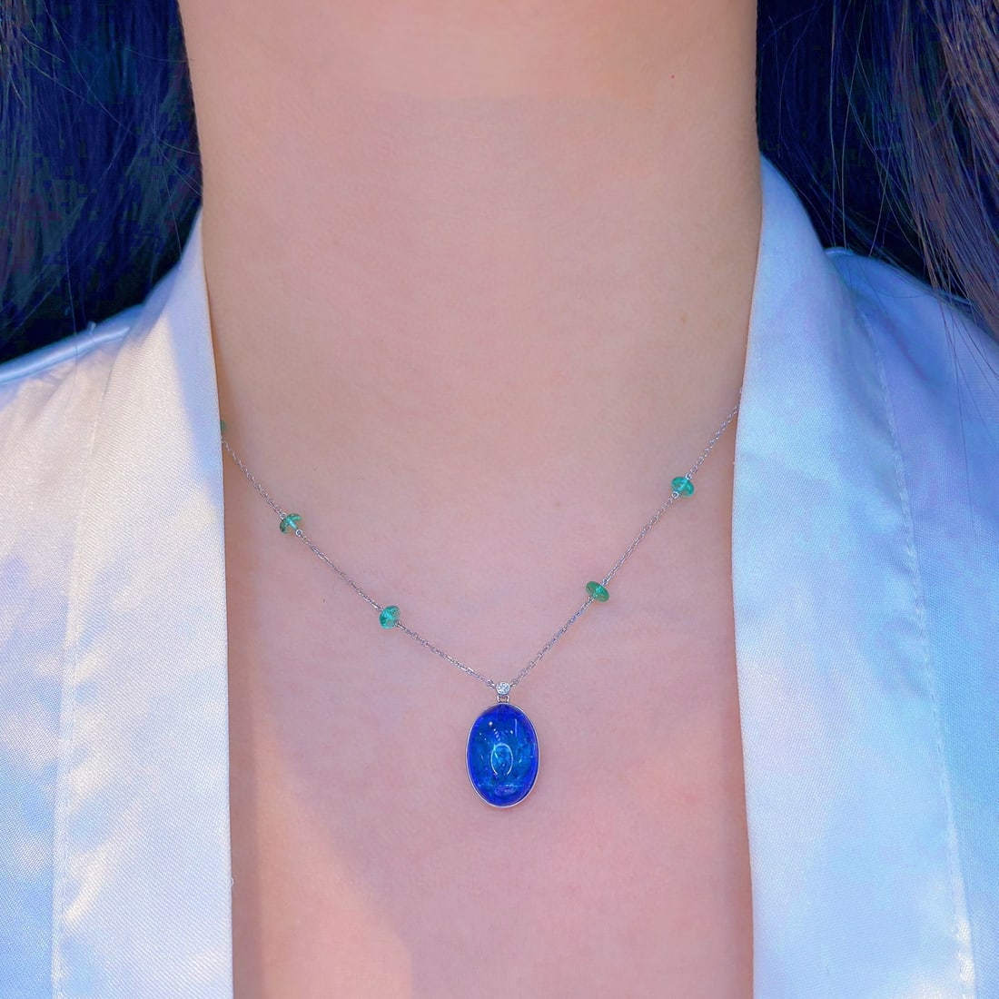 14k Gold 16.70 Ctw Natural Tanzanite & Emerald Necklace - 4