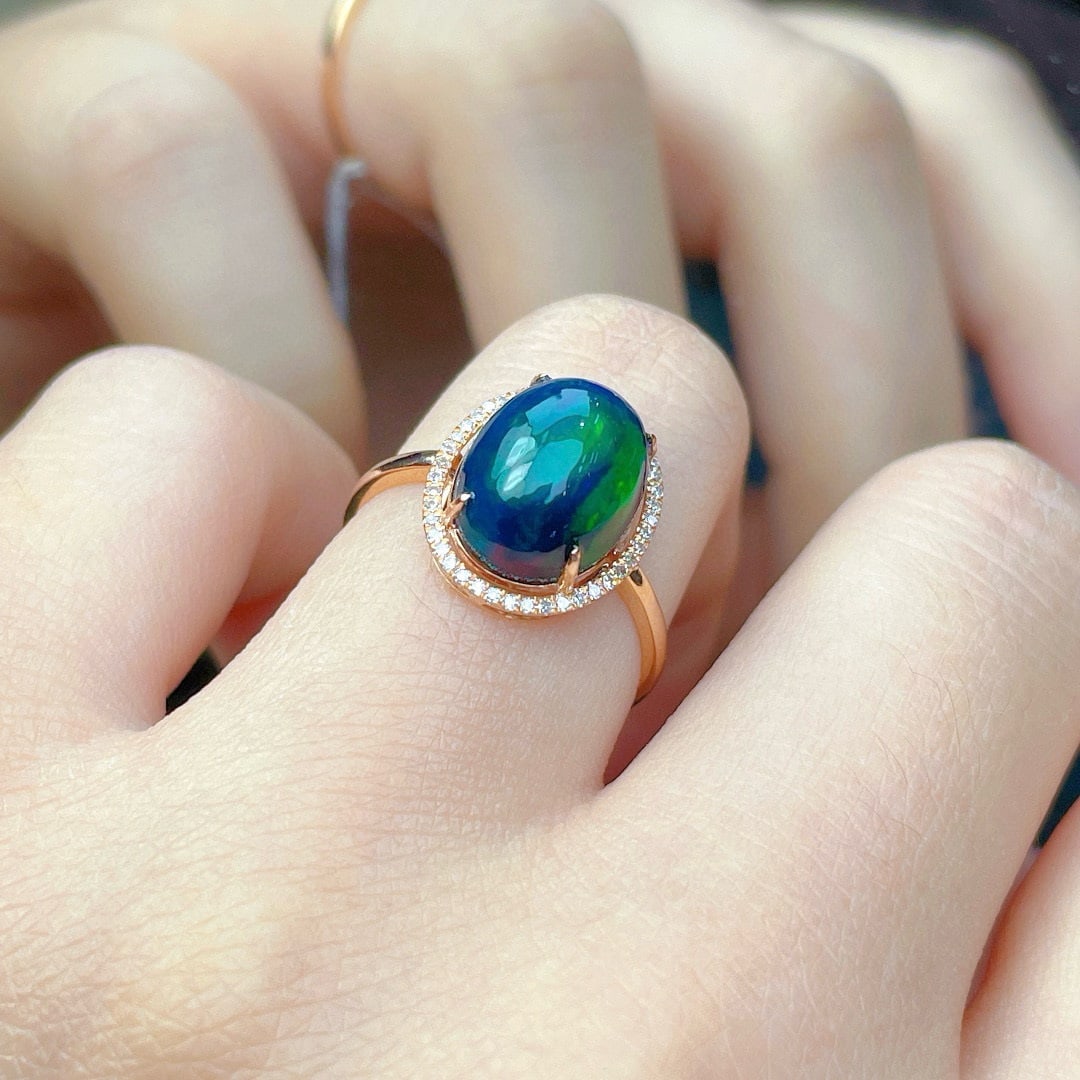 14k Gold 3.56 Ct Natural Opal & Diamond Ring - 4