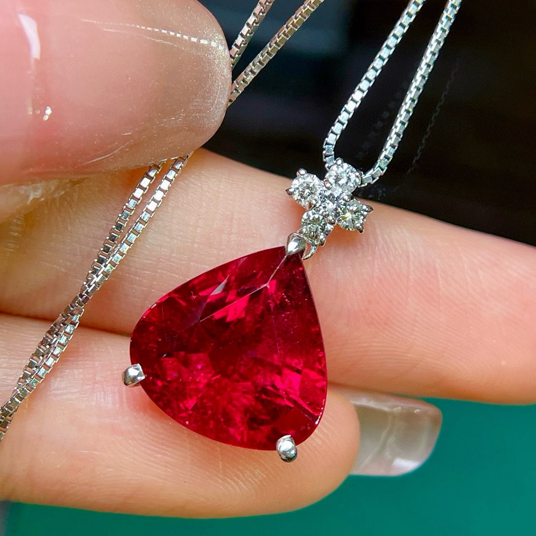 14k Gold 7.7 Ctw Natural Tourmaline & Diamond Necklace - 2