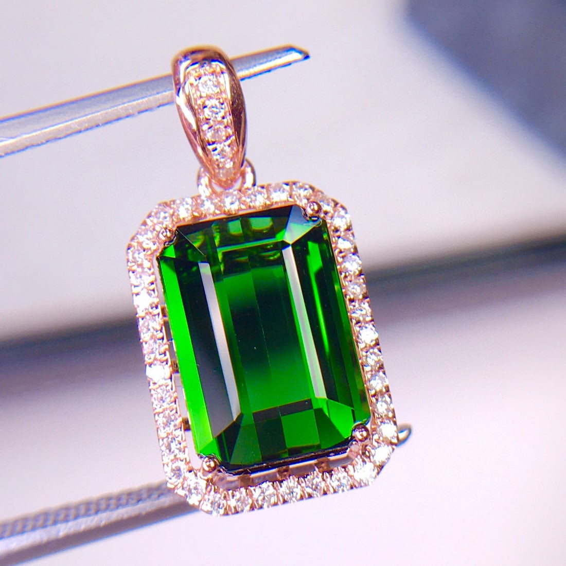 14k Gold 3.7 Ct Natural Tourmaline & Diamond Pendant( Without Chain ) - 2