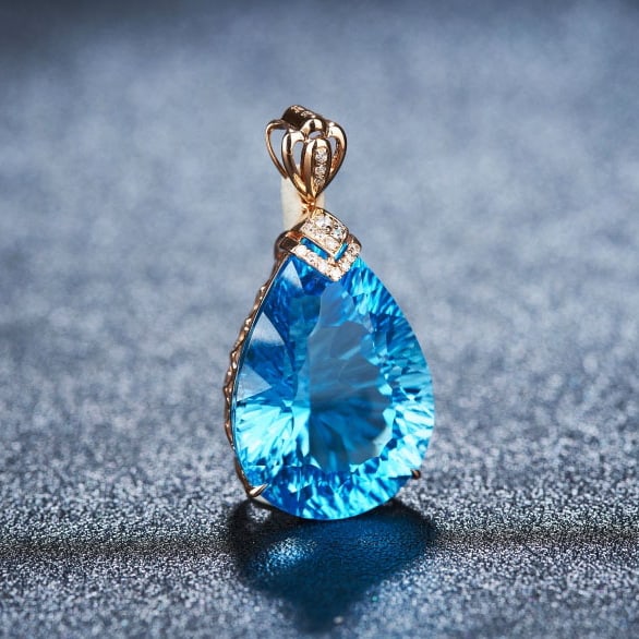 14k Gold 20.2 Ct Natural Topaz & Diamond Pendant( Without Chain ) - 2