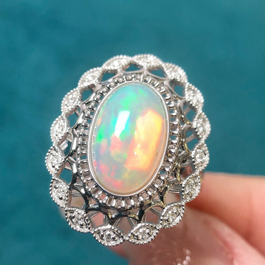 14k Gold 2.59 Ctw Natural Opal & Diamond Ring - 6