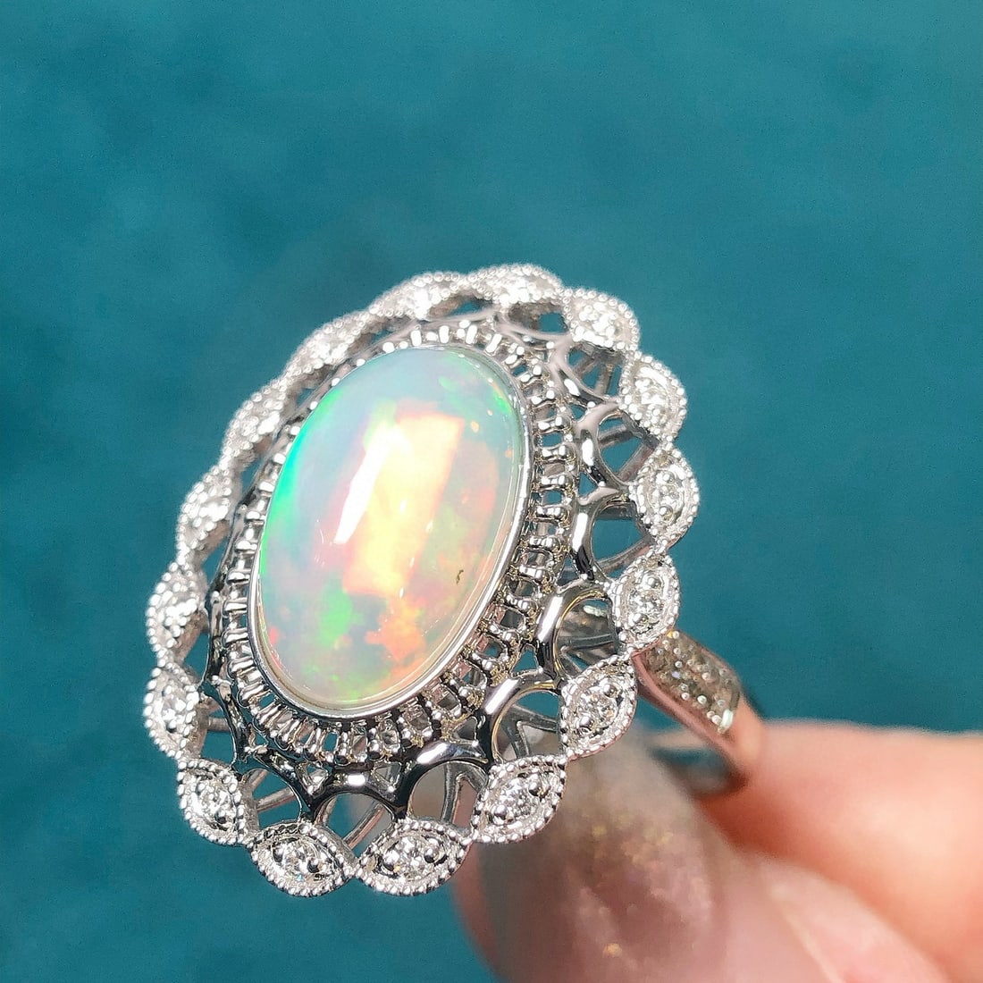 14k Gold 2.59 Ctw Natural Opal & Diamond Ring - 7