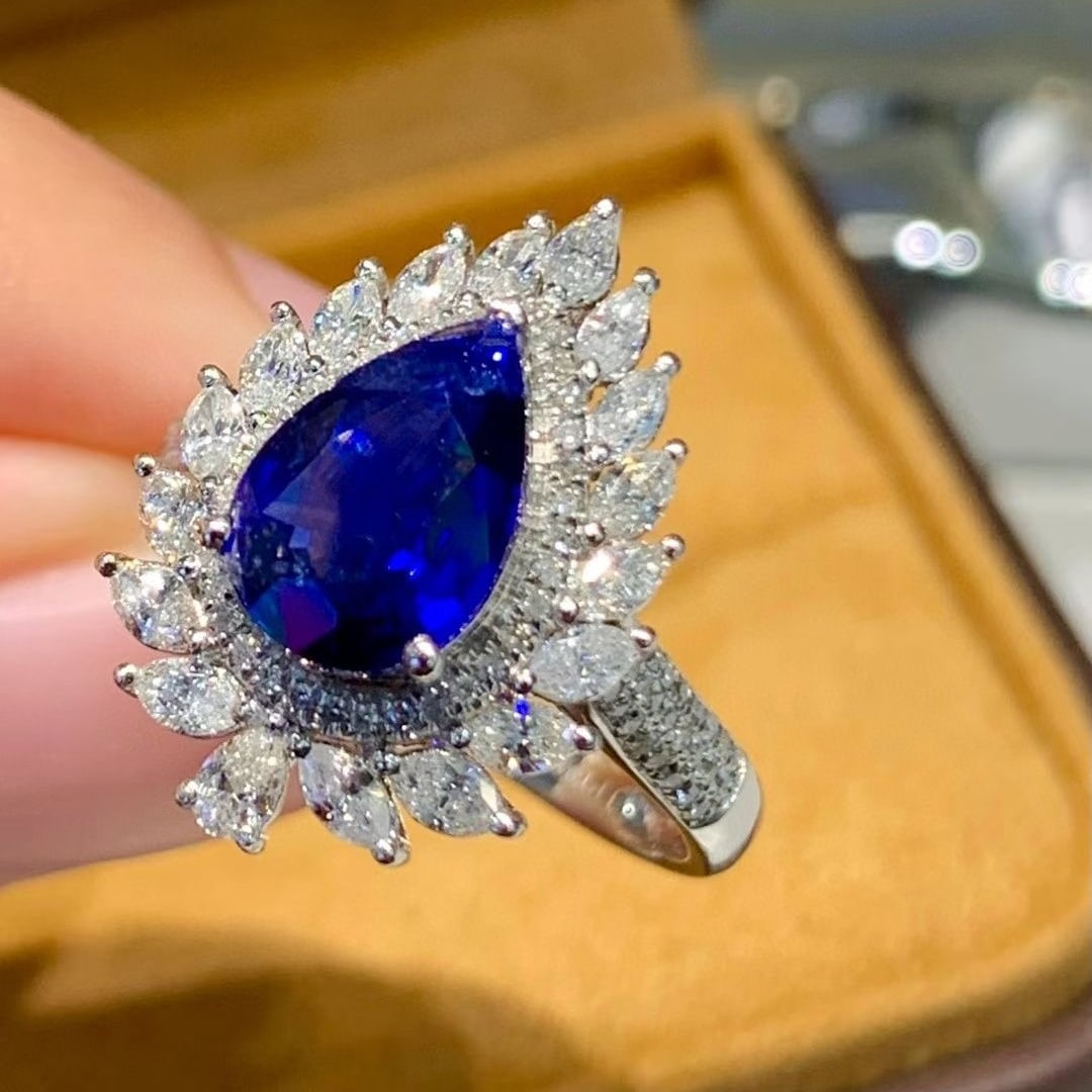 14k Gold 2.2 Ct Natural Sapphire & Diamond Ring - 3