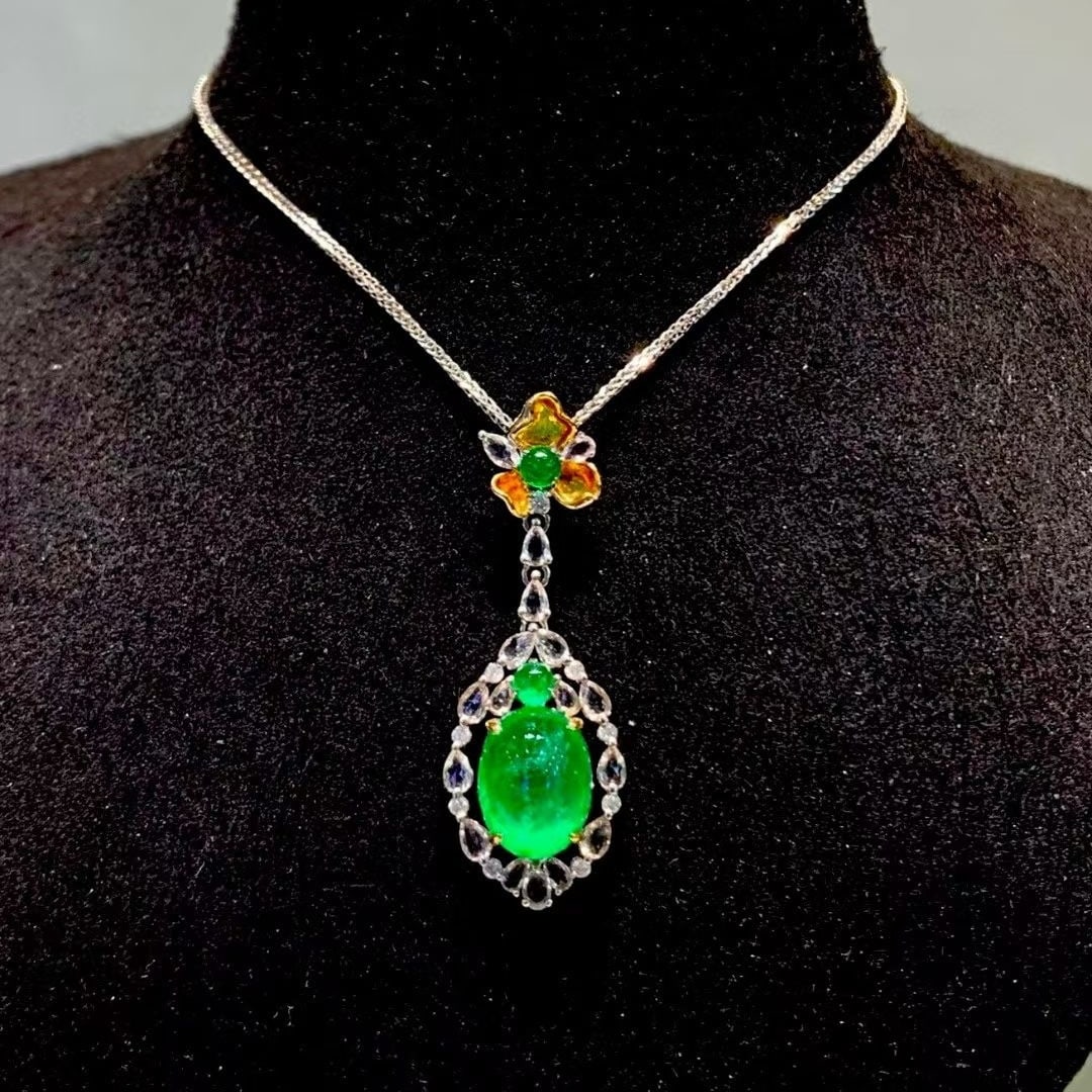 14k Gold 2.7 Ct Vivid Green Natural Emerald & Sapphire Pendant( Without Chain ) - 3