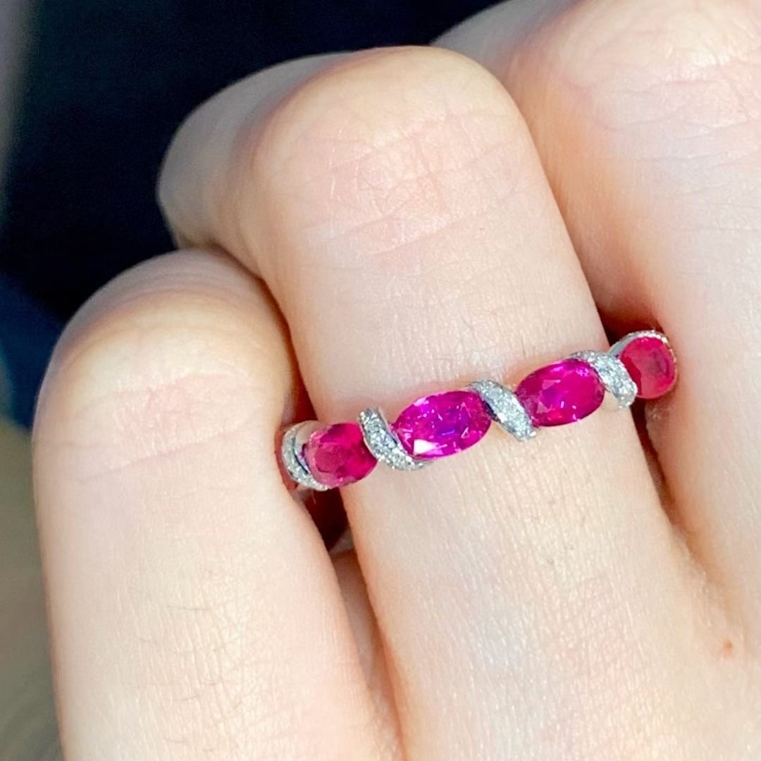14k Gold 3.2 Ct Natural Ruby & Diamond Ring - 4