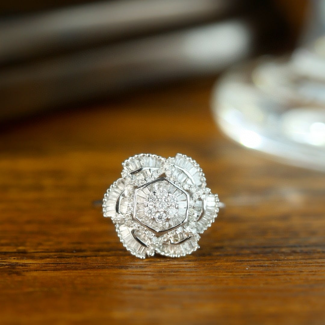 14k Gold 0.70 Ct Natural H Diamond Ring - 3