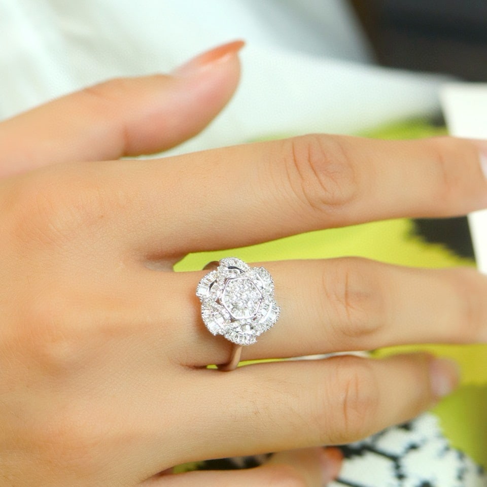 14k Gold 0.70 Ct Natural H Diamond Ring - 6