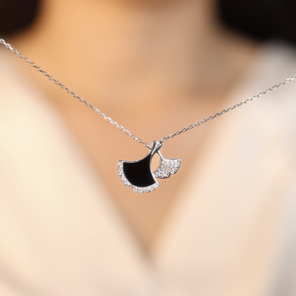 14k Gold 0.13 Ct Natural H Diamond Necklace - 6