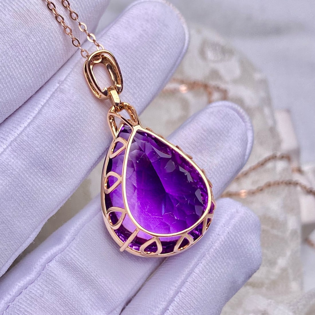 14k Gold 28.05 Ct Natural Amethyst & Diamond Pendant( Without Chain ) - 4