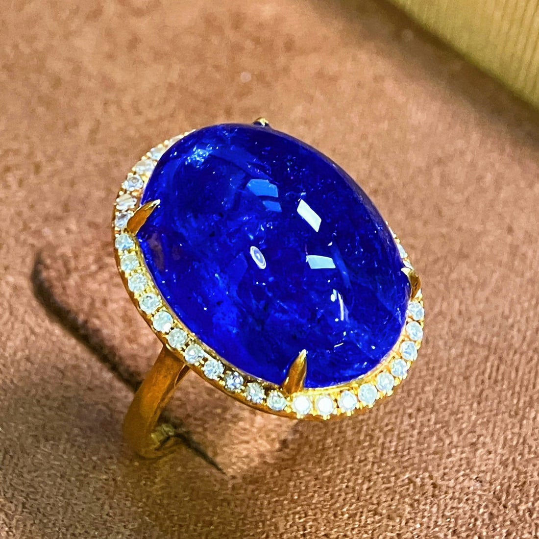 14k Gold 21.62 Ctw Natural Tanzanite & Diamond Ring - 2