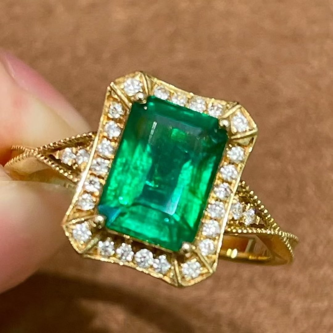14k Gold 1.5 Ct Vivid Green Natural Emerald & Diamond Ring - 5