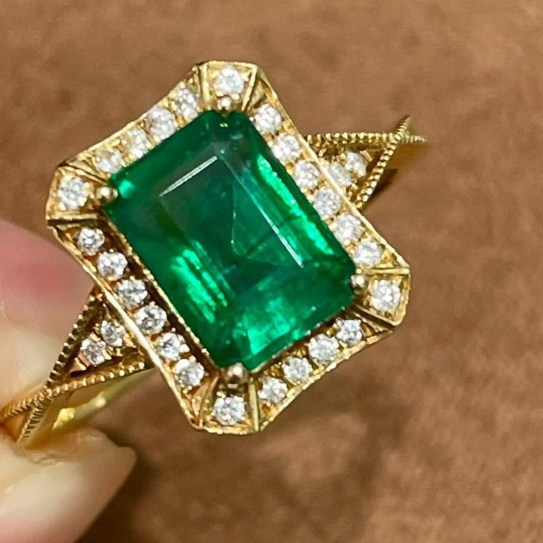 14k Gold 1.5 Ct Vivid Green Natural Emerald & Diamond Ring - 6