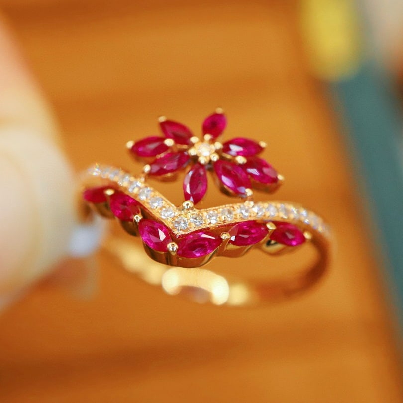 14k Gold 0.65 Ctw Natural Ruby & Diamond Ring - 3
