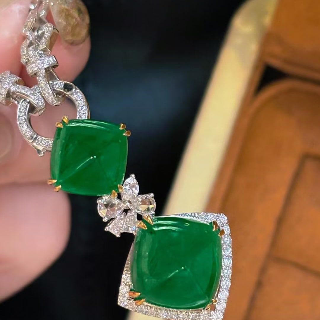 14k Gold 13.3 Ct Vivid Green Natural Emerald & Diamond Pendant( Without Chain ) - 2