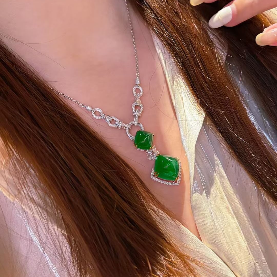 14k Gold 13.3 Ct Vivid Green Natural Emerald & Diamond Pendant( Without Chain ) - 3