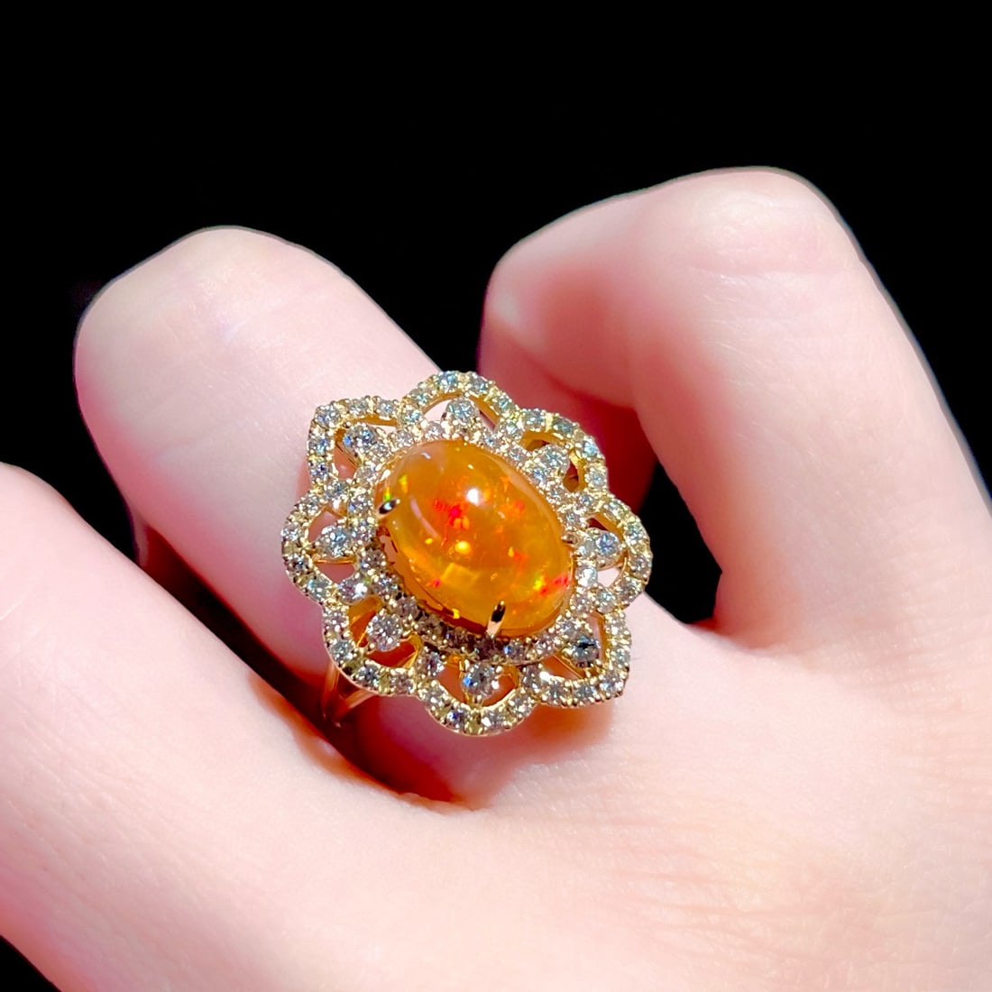 14k Gold 3.60 Ctw Natural Opal & Diamond Ring - 5