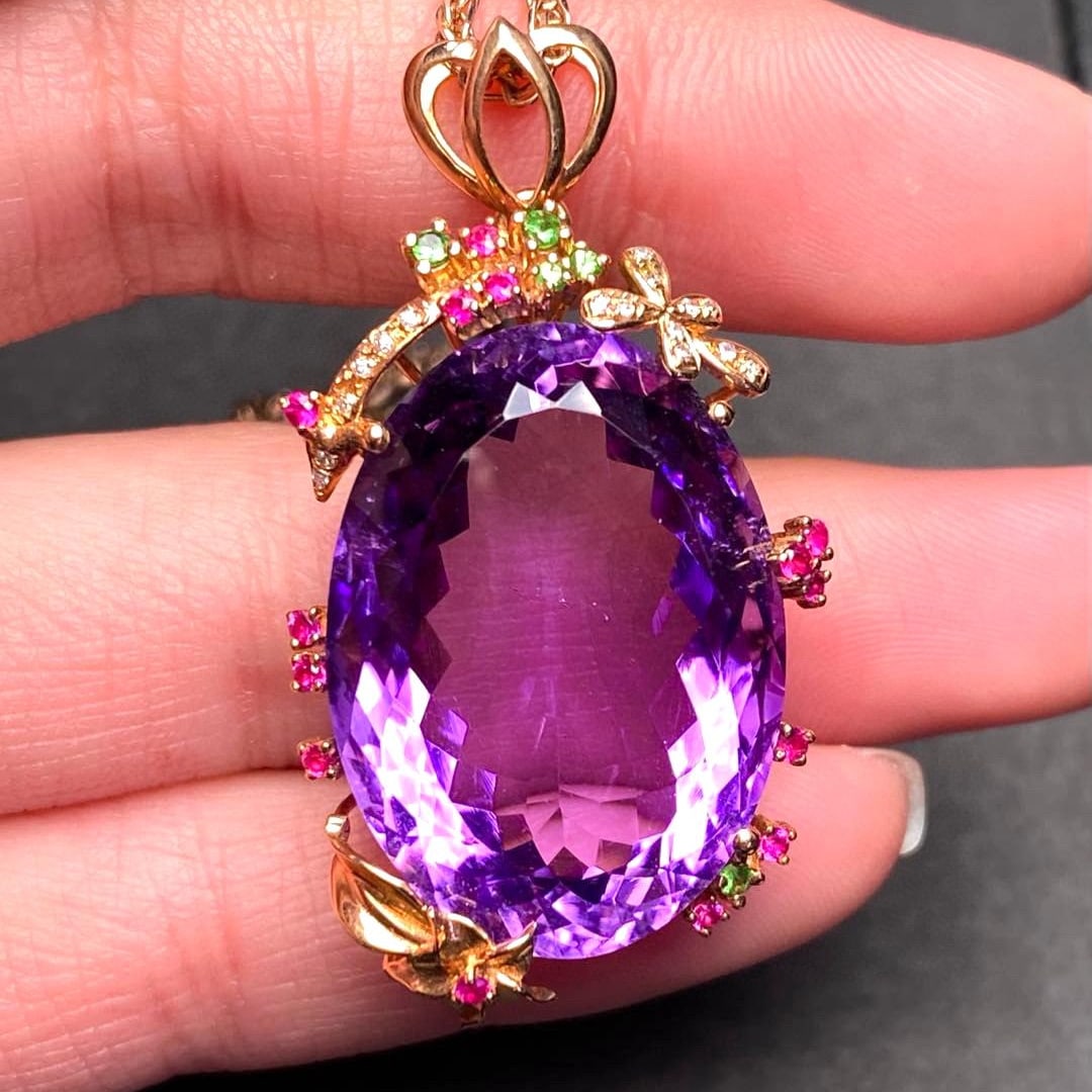 14k Gold 32.5 Ct Natural Amethyst & Diamond Pendant( Without Chain ): Ref:231048371 // gold content:14k gold // main gemstone:amethyst // shape:oval // carat weight:32. 5ct // color:purple // treatment:natural // // adjacent gemstone 2 : diamond // shape:round //
