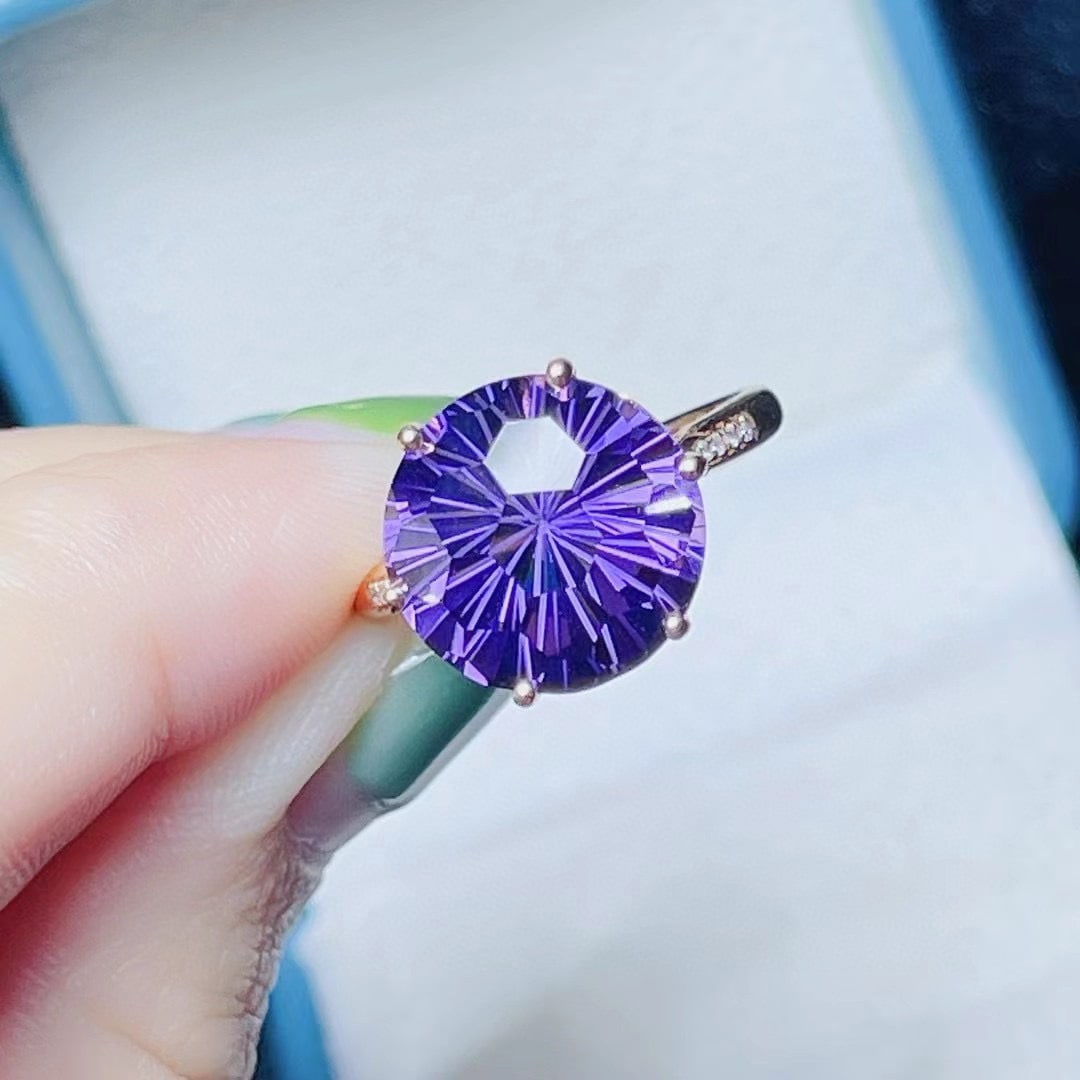 14k Gold 5.93 Ctw Natural Amethyst & Diamond Ring - 4