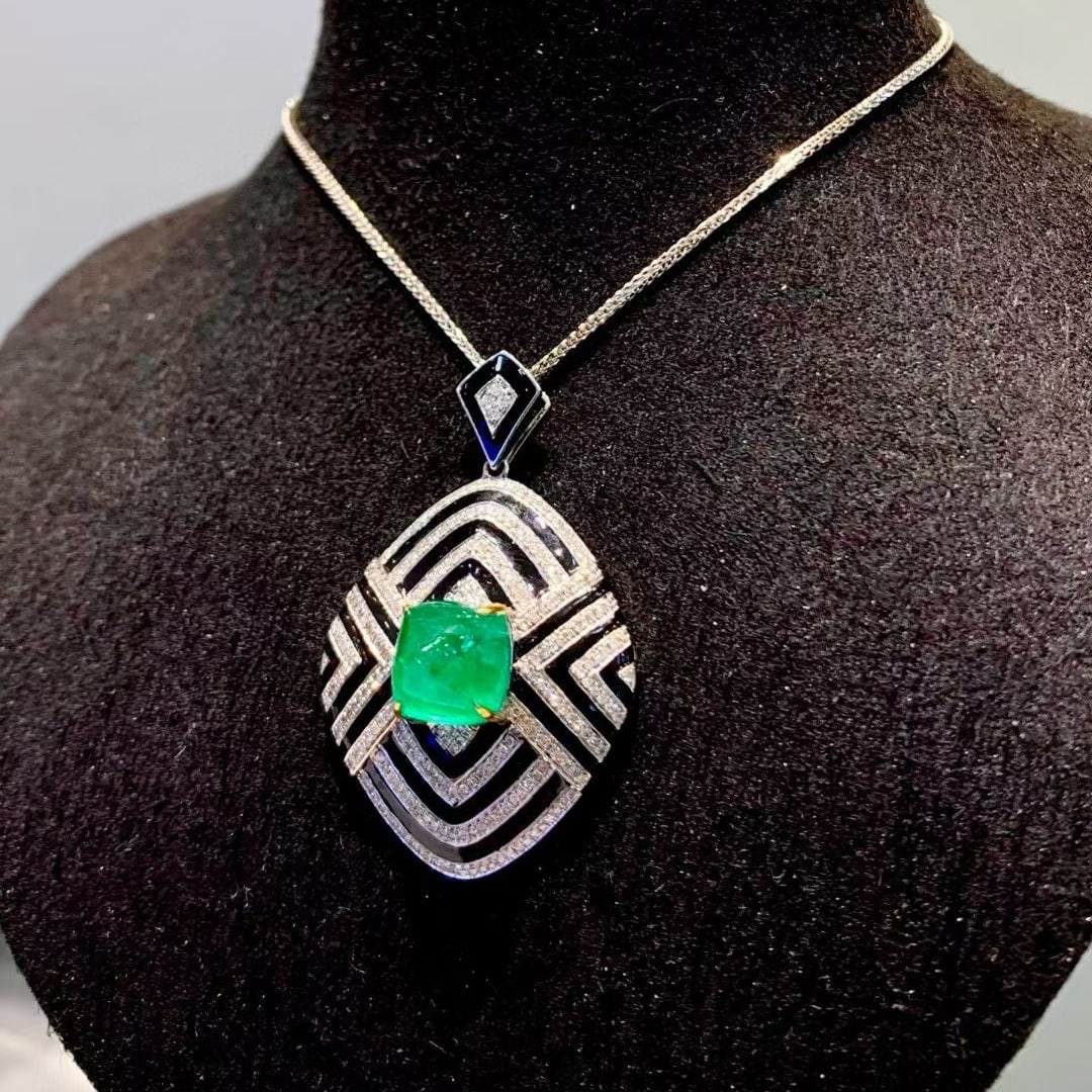 14k Gold 3 Ct Vivid Green Natural Emerald & Diamond Pendant( Without Chain ) - 4