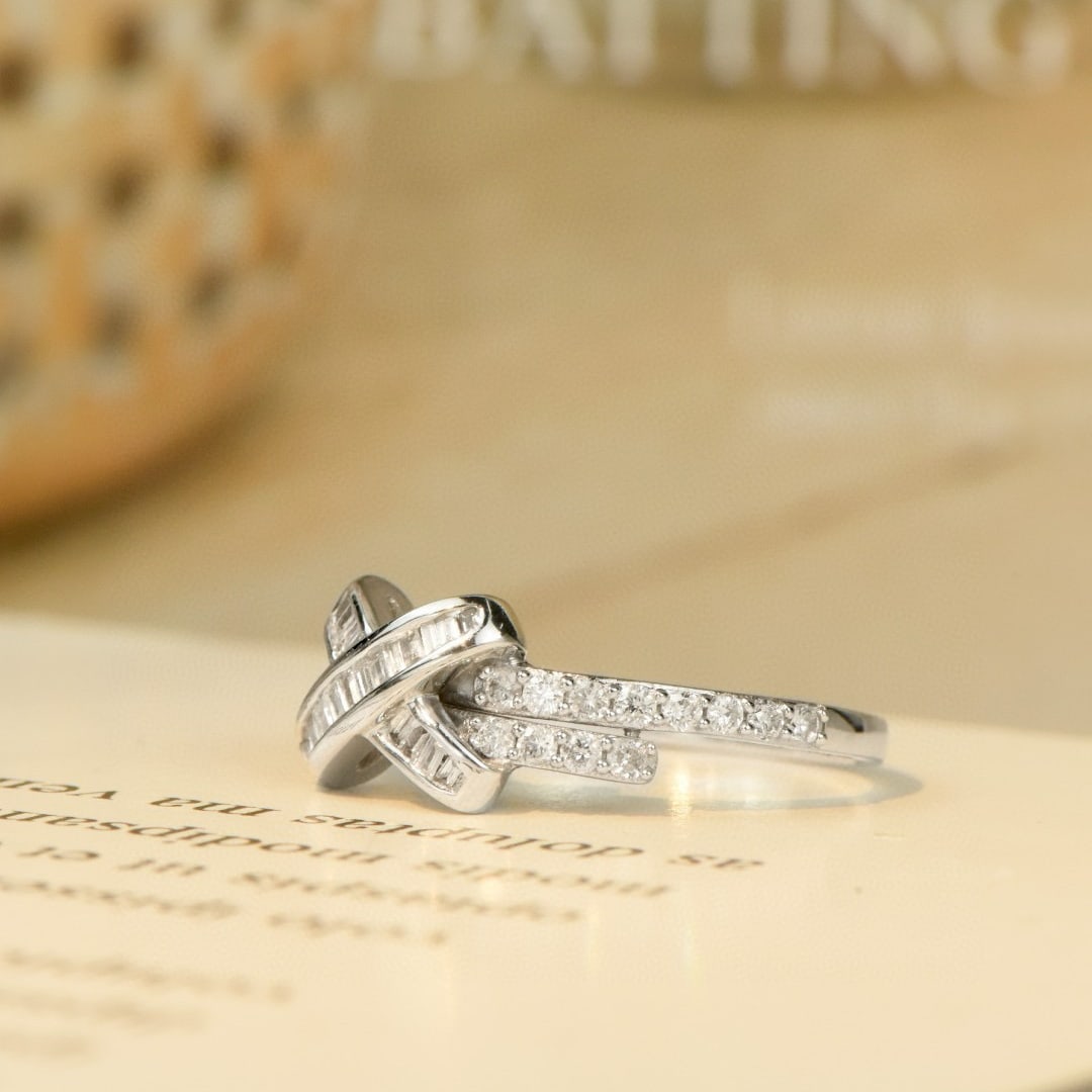 14k Gold 0.40 Ct Natural H Diamond Ring - 3