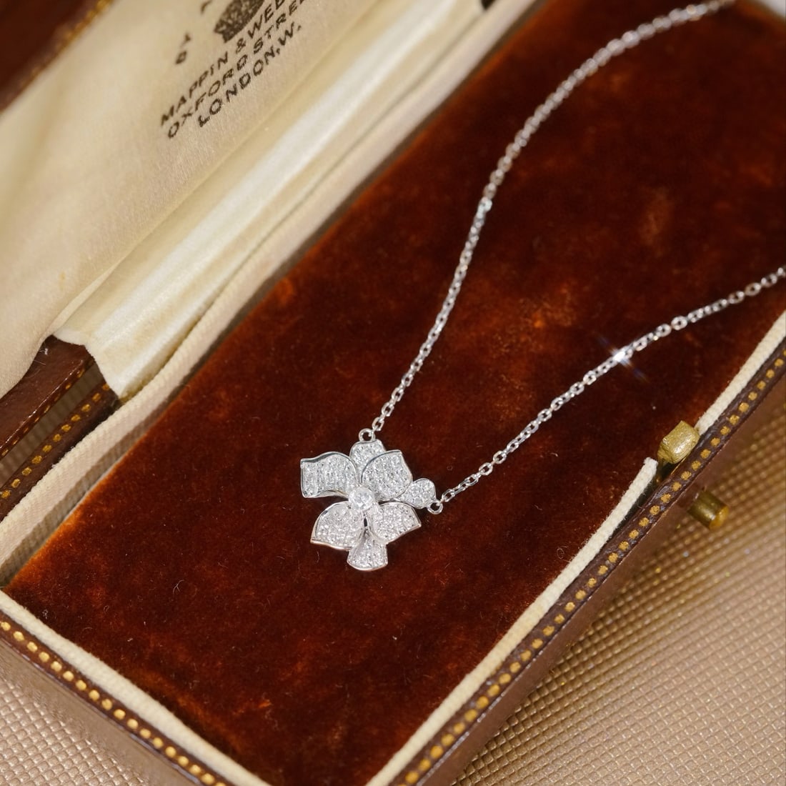 14k Gold 0.30 Ct Natural H Diamond & Flowers Necklace - 4