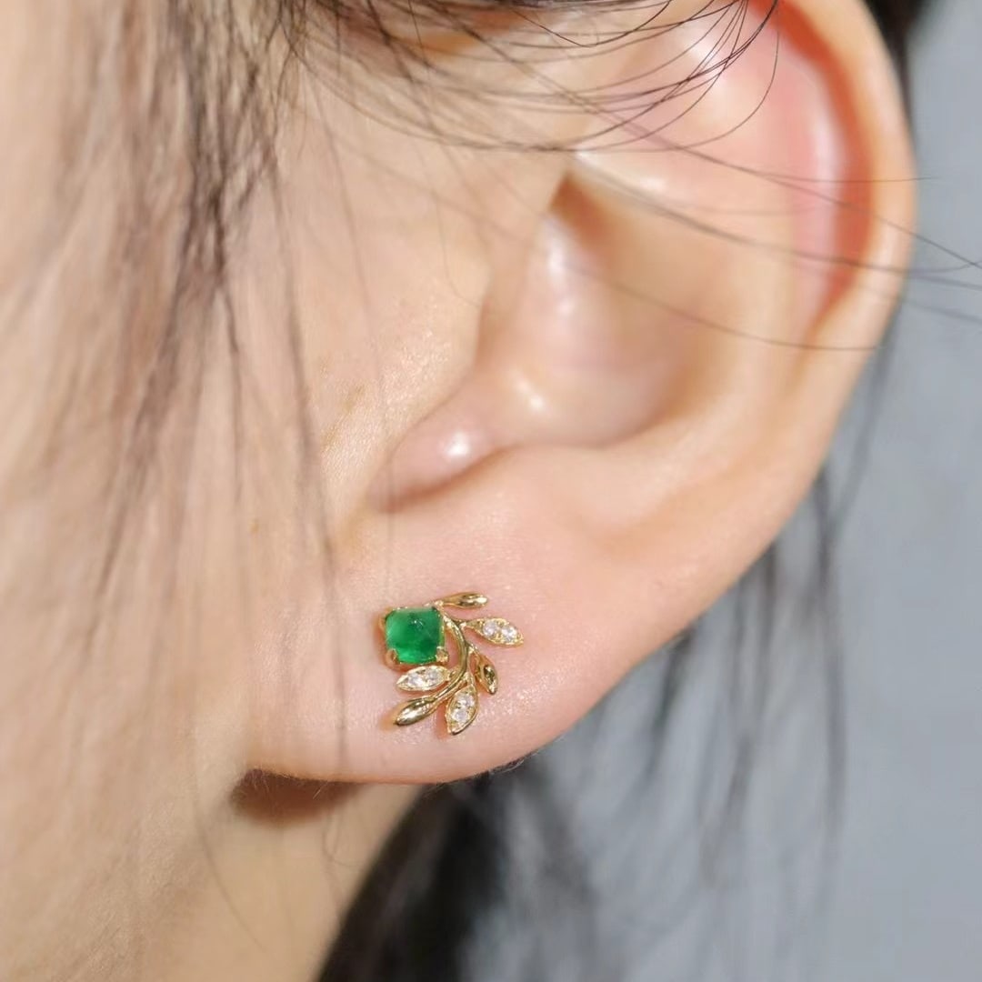 14k Gold 0.80 Ctw Vivid Green Natural Emerald & Diamond Earrings - 2