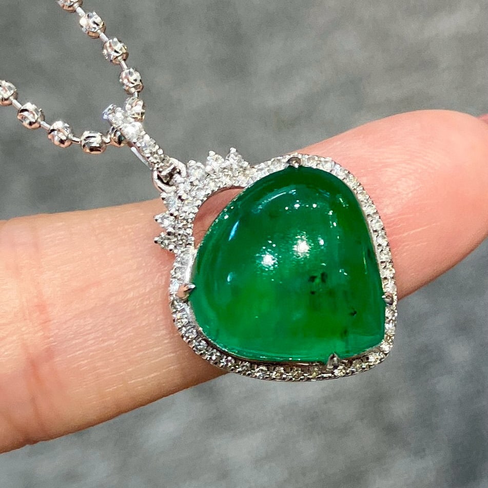 14k Gold 9.3 Ct Natural Emerald & Diamond Pendant( Without Chain ) - 6
