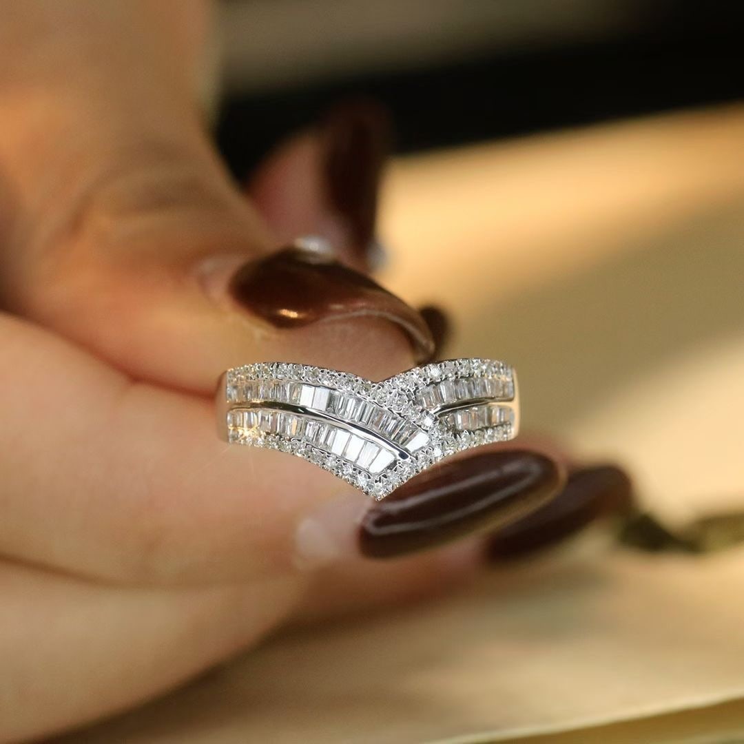 14k Gold 0.5 Ct Natural H Diamond Ring: Ref:231048433 // gold content:14k gold // ring size:7. 25us // // main gemstone:diamond // shape:multiply // carat weight:0. 5ct // clarity grade:vs-si // color:h // treatment:natural // High