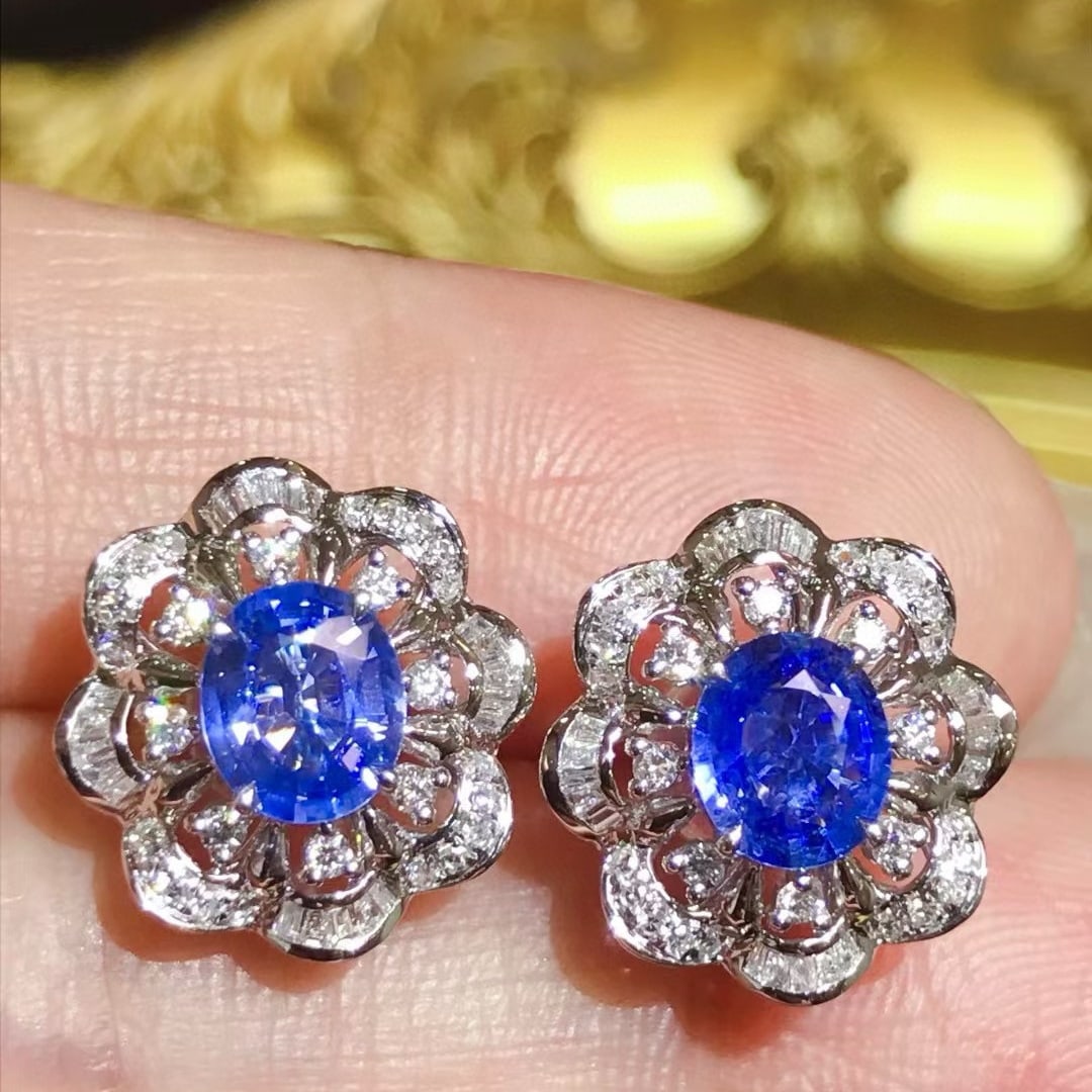 14k Gold 2.05 Ctw Natural Sapphire & Diamond Earrings - 2
