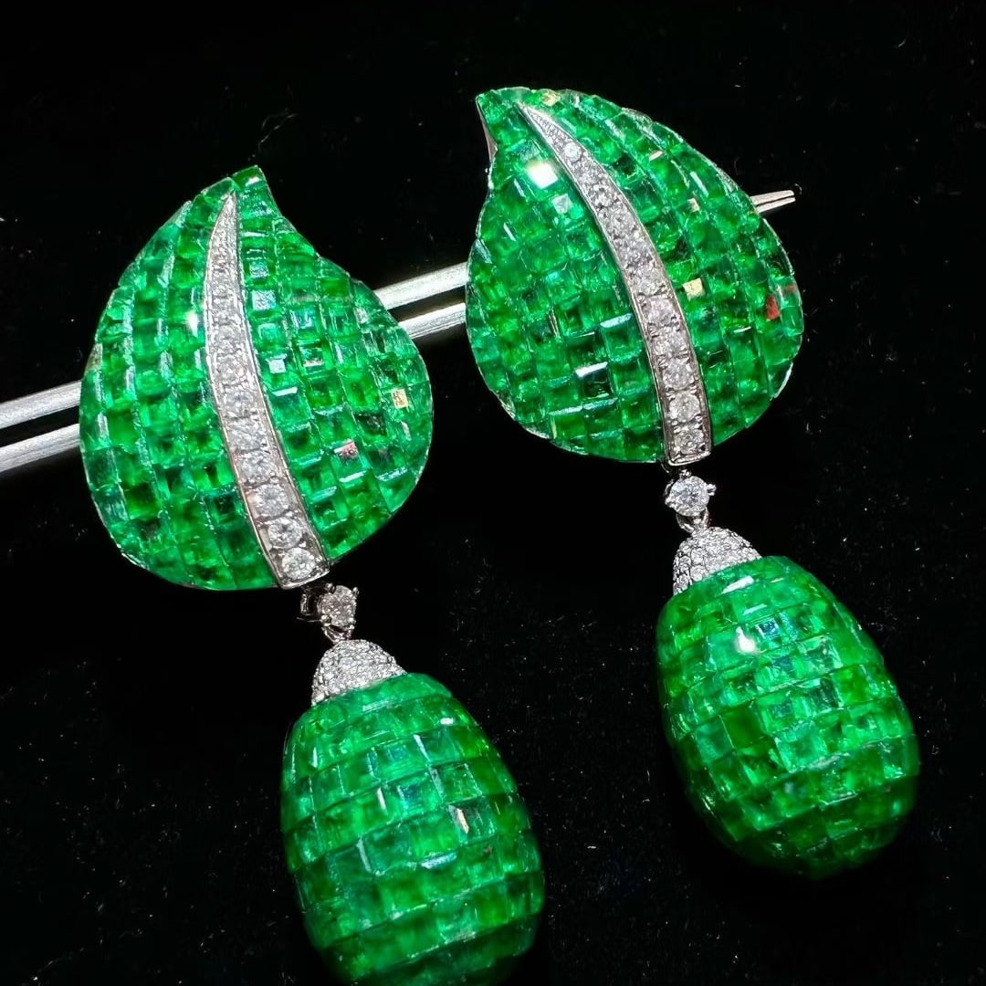 14k Gold 48.5 Ct Natural Emerald & Diamond Earrings - 2