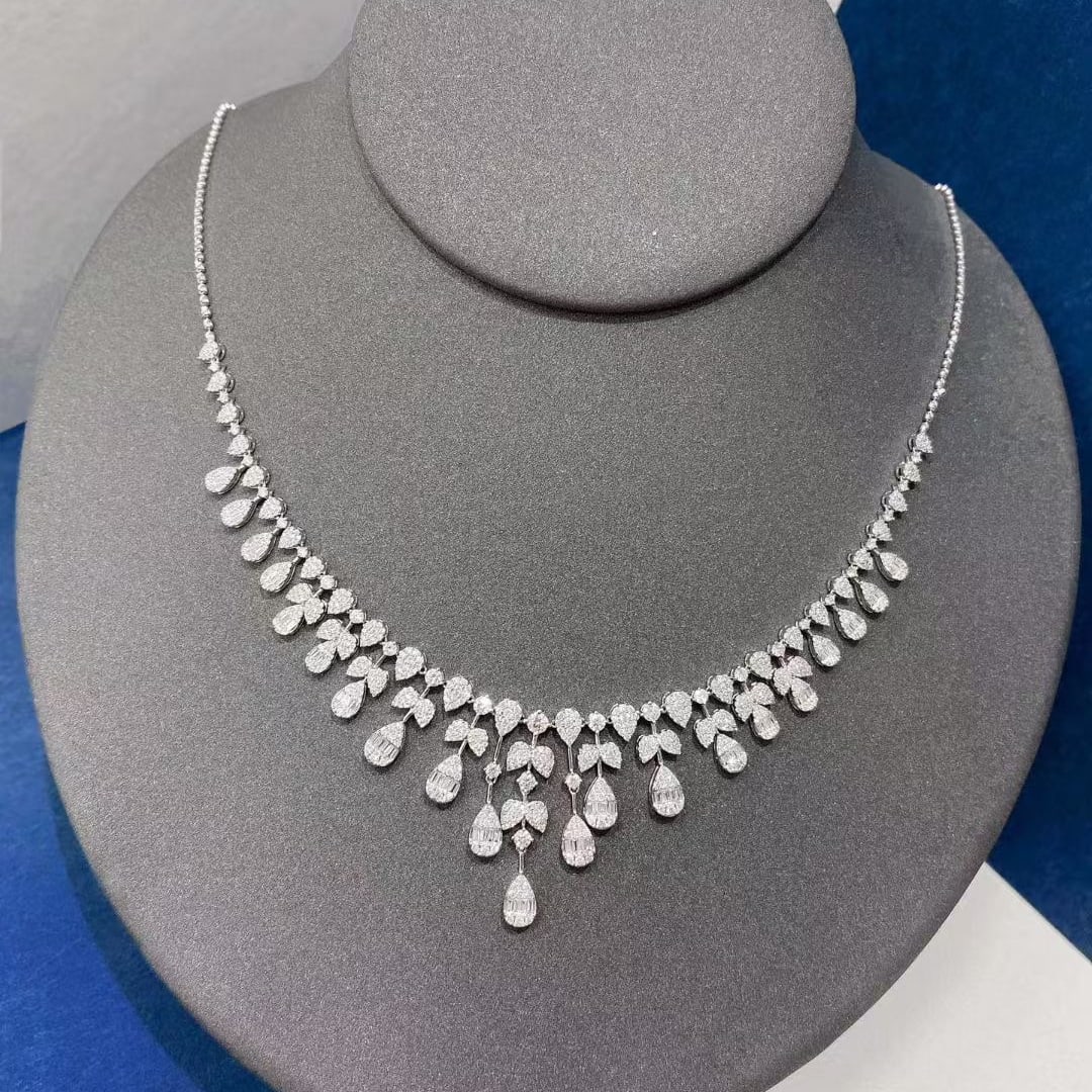 14k Gold 3.6 Ct Natural H Diamond Necklace - 7