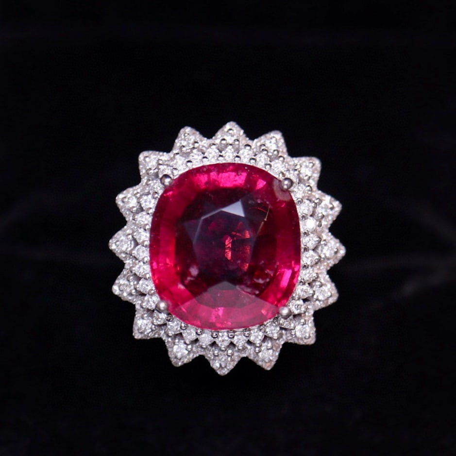 14k Gold 8.41 Ct Natural Tourmaline & Diamond Ring: Ref:231051046 // gold content:14k gold // ring size:7. 25us // // main gemstone:tourmaline // shape:oval // carat weight:8. 41ct // color:red // treatment:natural // // adjacent gemstone 2 : diamond /