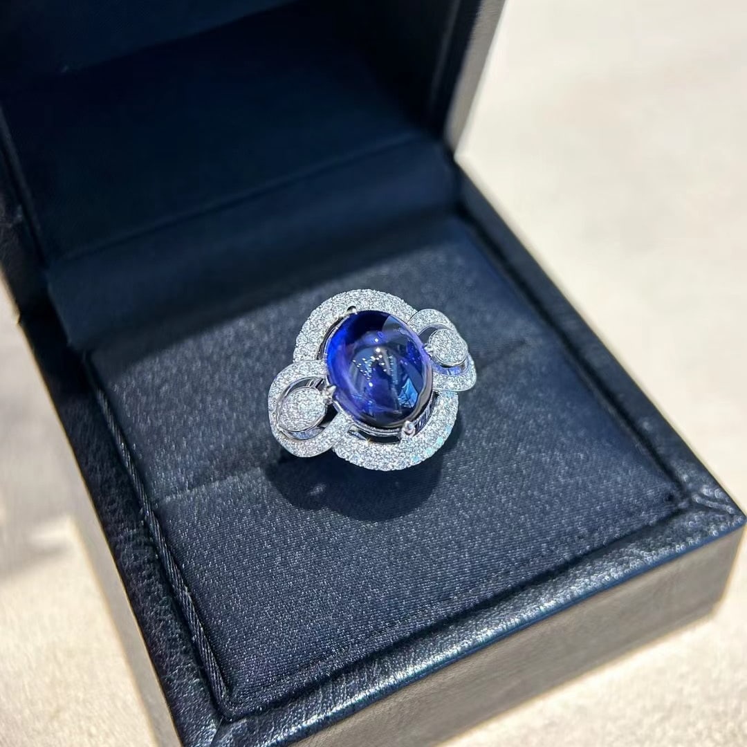 14k Gold 8.22 Ctw Natural Tanzanite & Diamond Ring - 9