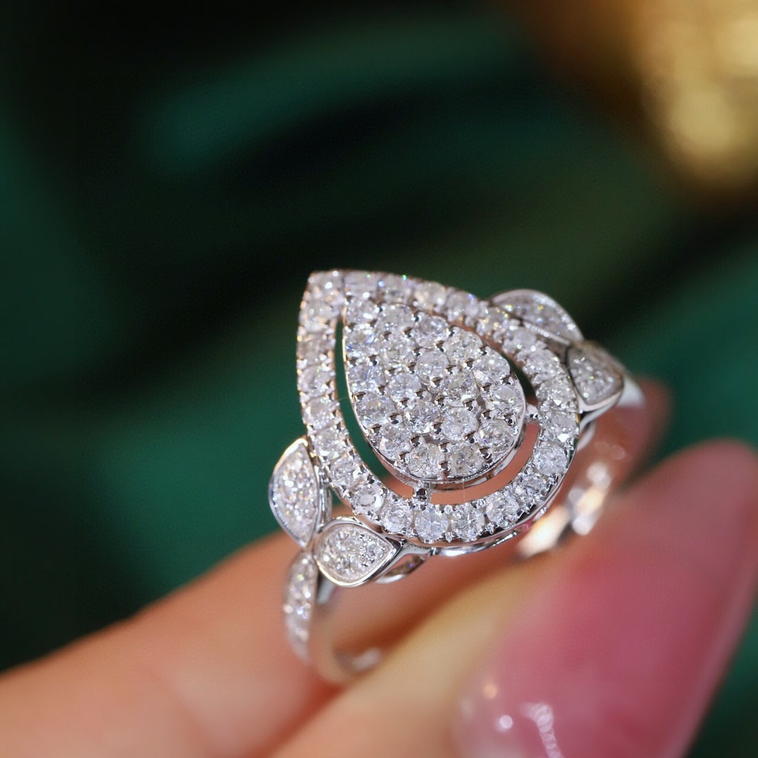 14k Gold 0.9 Ct Natural H Diamond Ring - 4