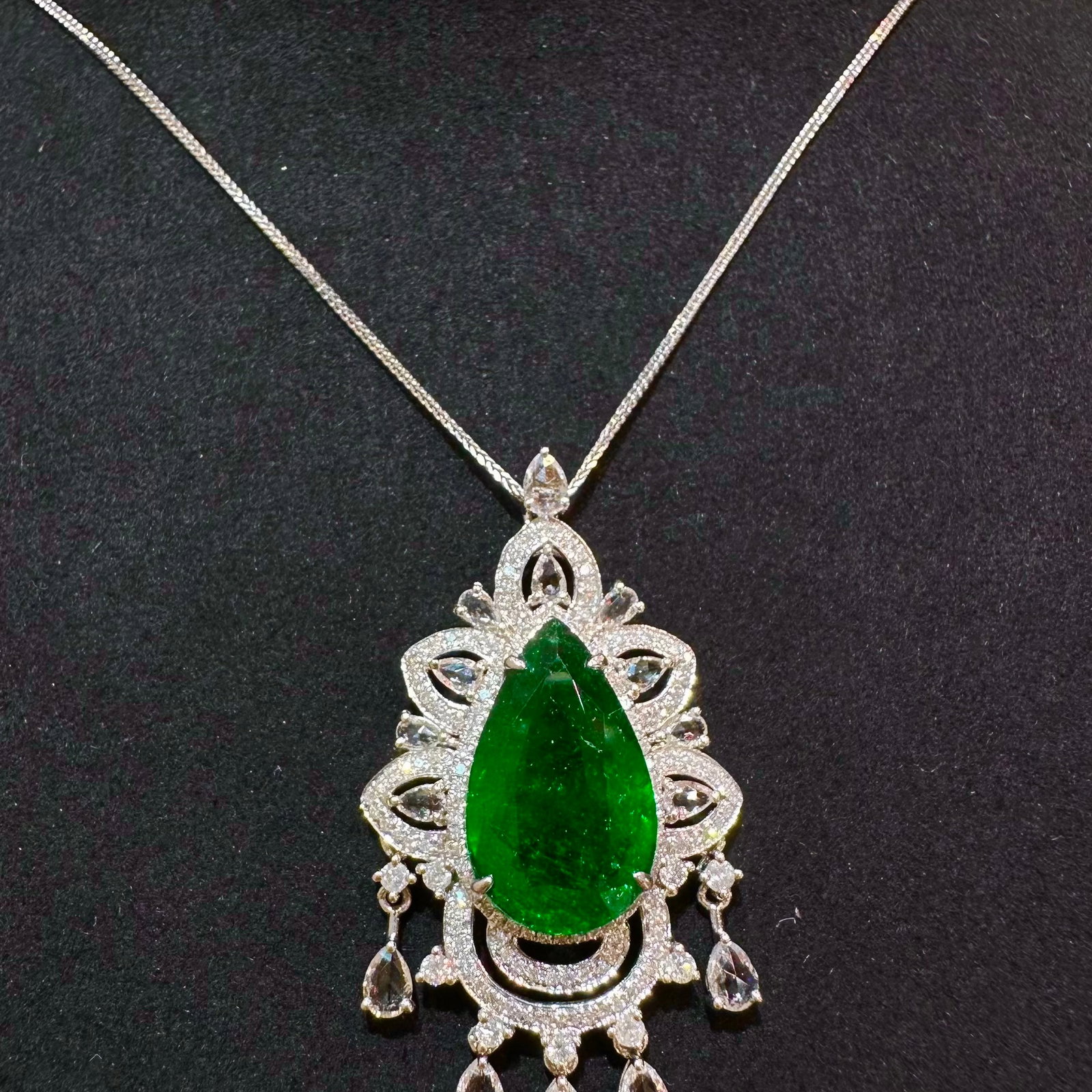 14k Gold 5.06 Ct Vivid Green Natural Emerald & Diamond & Sapphire Pendant( Without Chain ) - 2