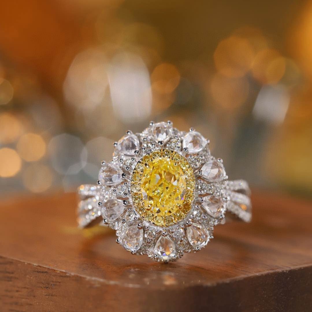 14k Gold 1.55 Ctw Natural Yellow Diamond & Diamond Ring: Ref:231051112 // gold content:14k gold // ring size:7. 25us // // main gemstone:yellow diamond // shape:oval // carat weight:1ct // color:yellow // treatment:natural // // adjacent gemstone 2 : diamon