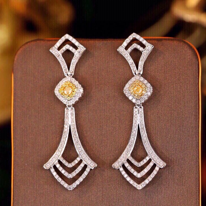 14k Gold 1.16 Ctw Natural Yellow Diamond & Diamond Earrings: Ref:231051113 // gold content:14k gold // main gemstone:yellow diamond // shape:cushion // carat weight:0. 18ct // color:yellow // treatment:natural // // adjacent gemstone 2 : diamond // shape:round