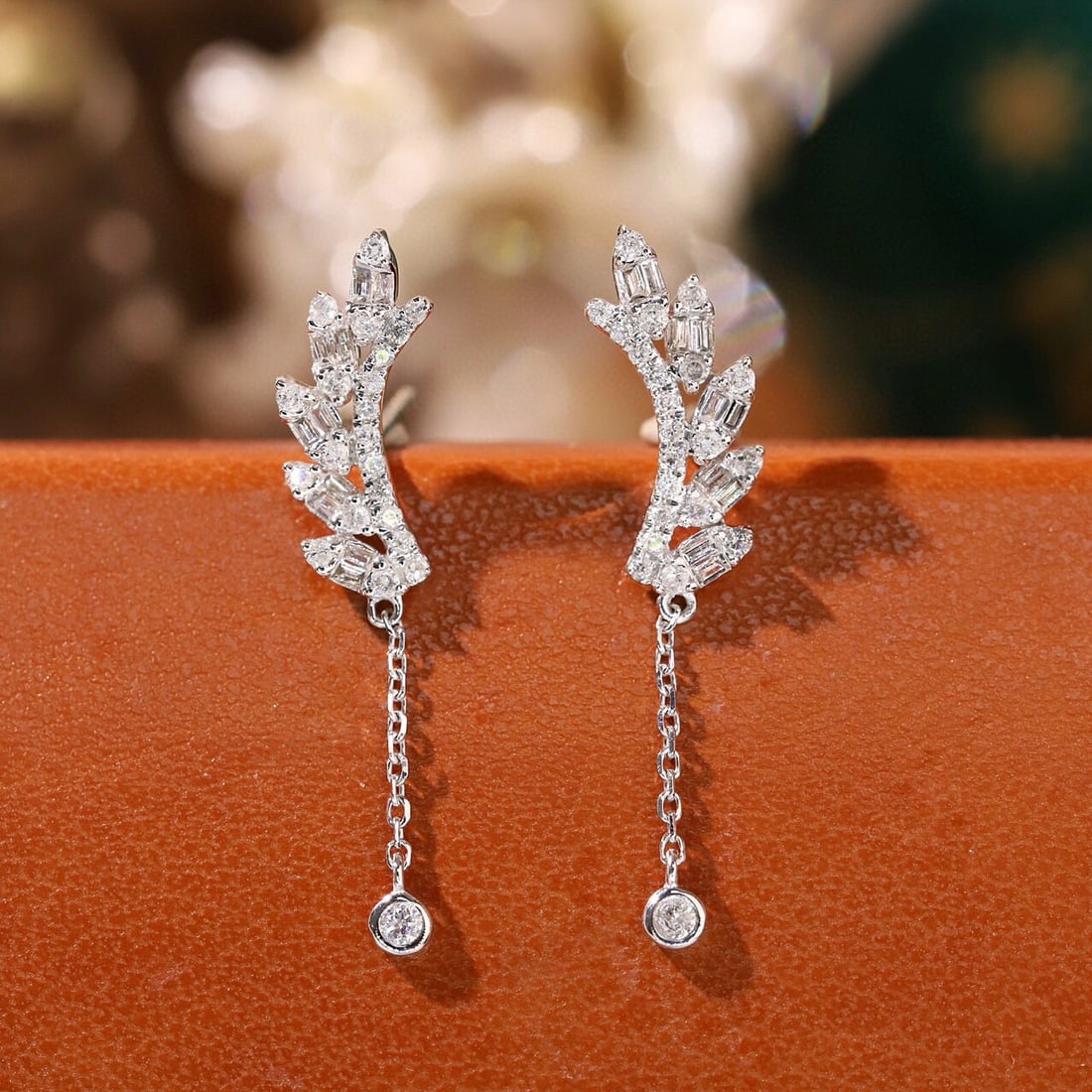 14k Gold 0.4 Ct Natural H Diamond Earrings: Ref:231051119 // gold content:14k gold // main gemstone:diamond // shape:multiply // carat weight:0. 4ct // clarity grade:vs-si // color:h // treatment:natural // Condition: New Low Estimate: 1800.00