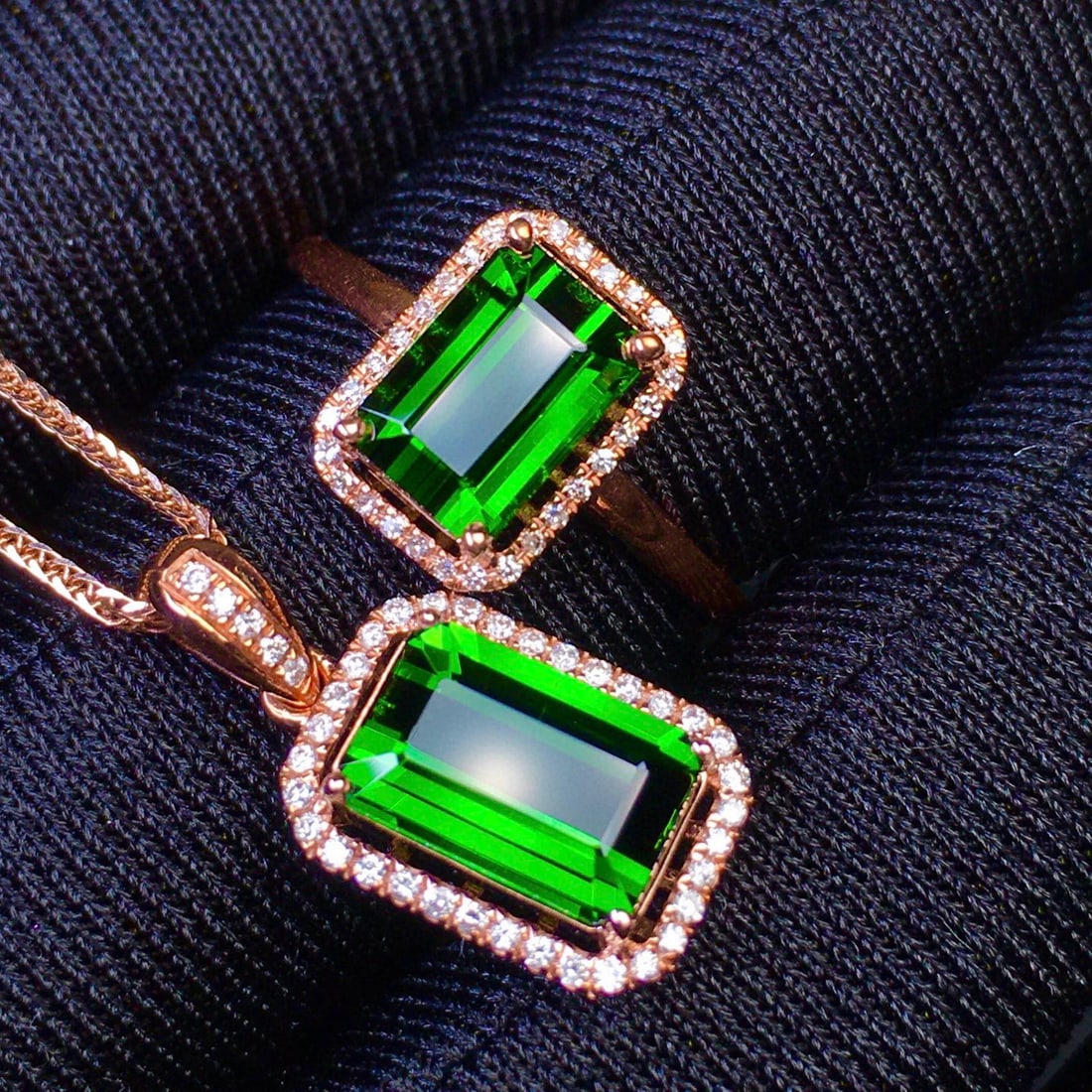 14k Gold 4.6 Ct Natural Tourmaline & Diamond Jewelry Set - 3