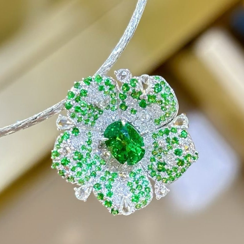 14k Gold 2.69 Ct Natural Tsavorite & Diamond Pendant( Without Chain ) - 2