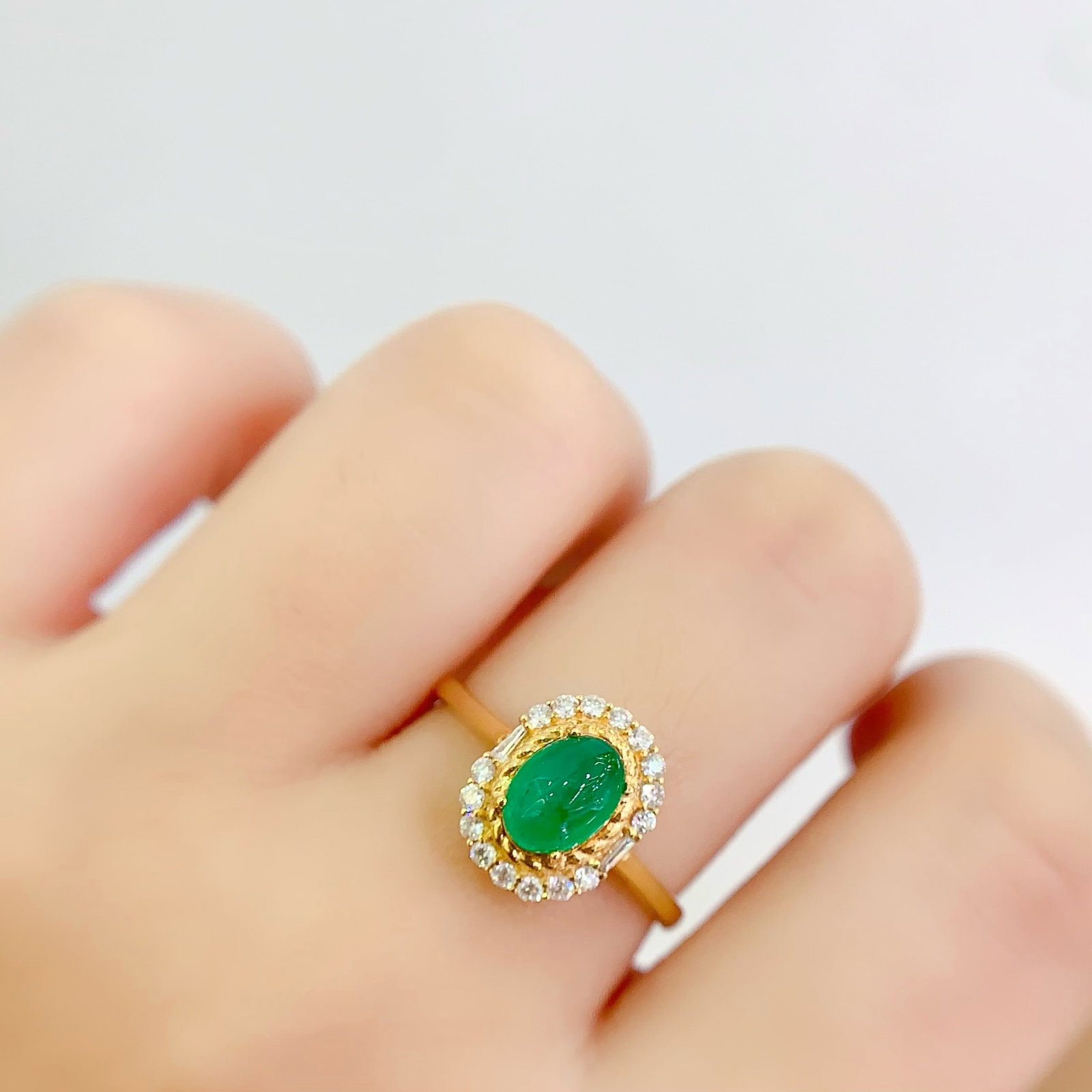 14k Gold 1 Ct Natural Emerald & Diamond Ring - 3