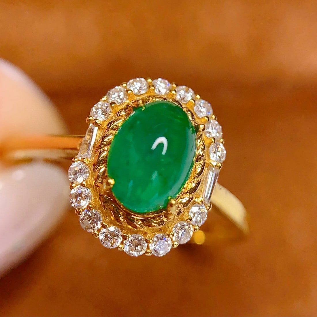 14k Gold 1 Ct Natural Emerald & Diamond Ring - 6