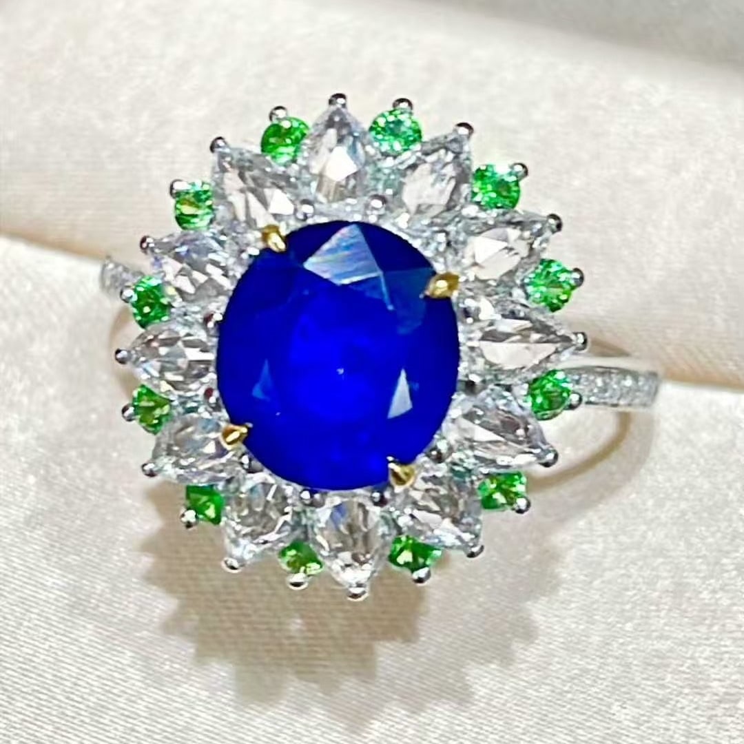 14k Gold 2.48 Ct Natural Sapphire & Diamond & Tsavorite Ring - 3
